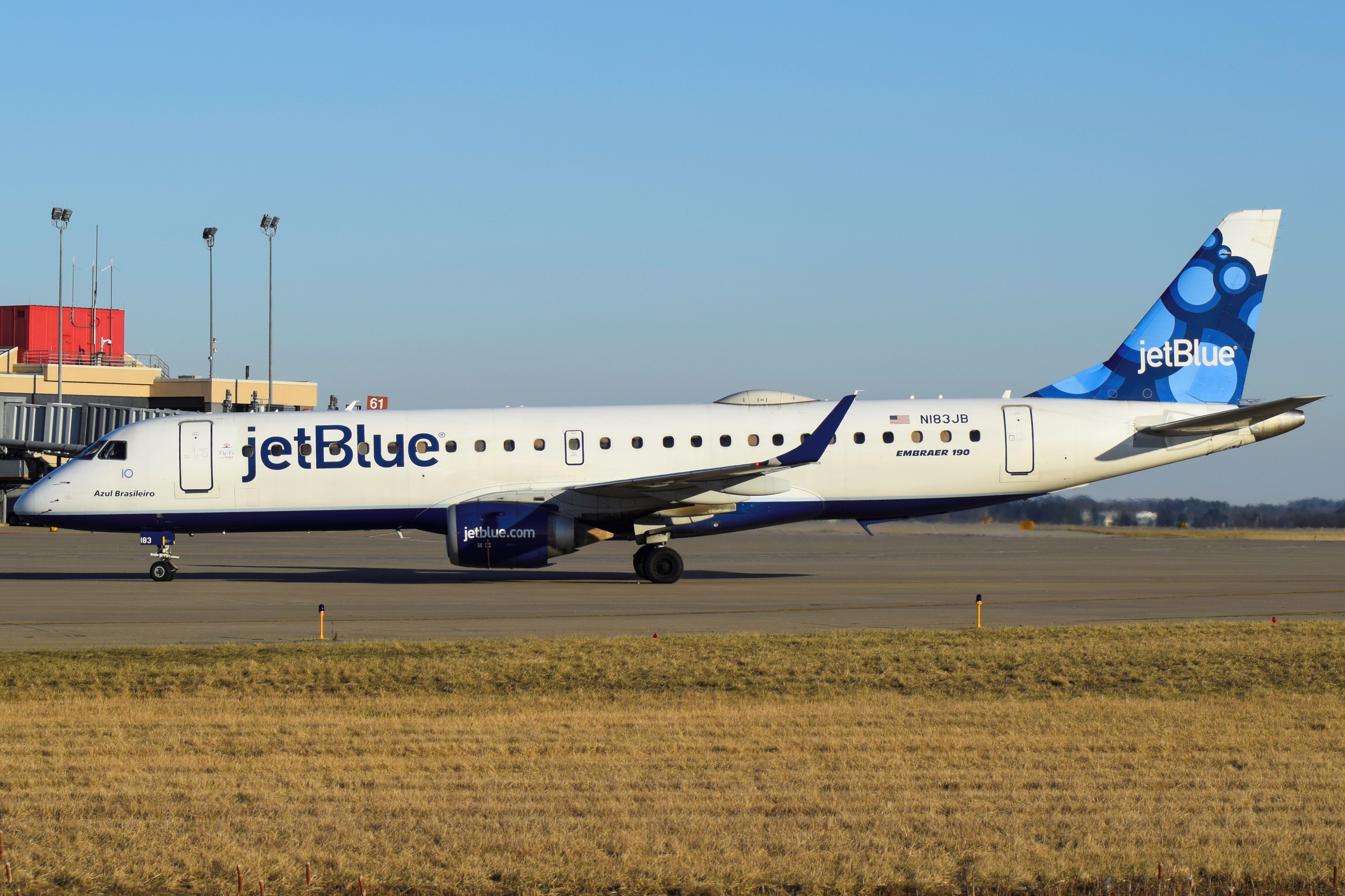 a-guide-to-jetblue-s-many-tails-blue-sky-pit-news-site