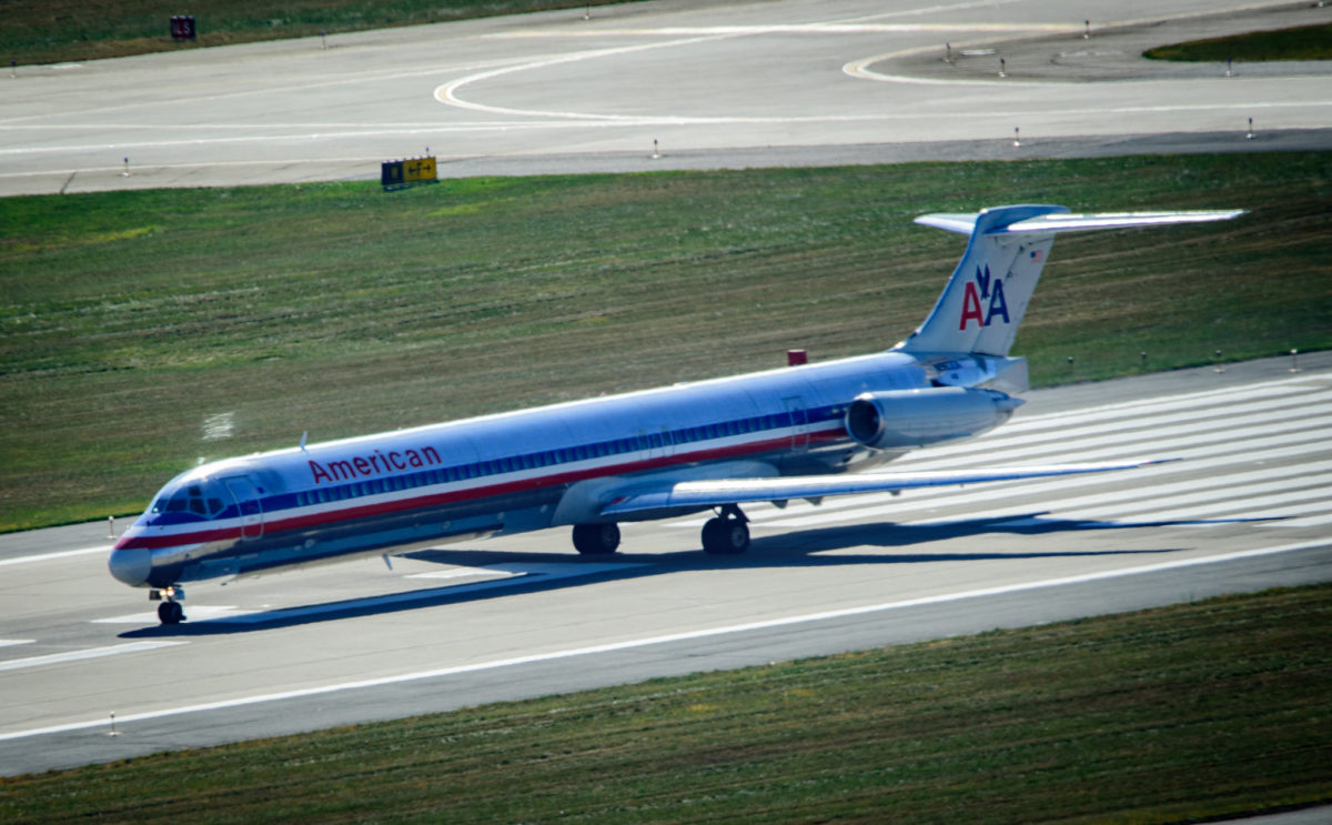 Flight Miniatures American Airlines McDonnell Douglas MD-80