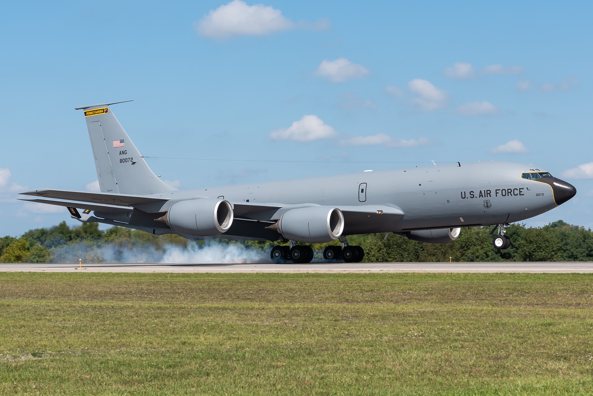 Steelers visit 171st > 171st Air Refueling Wing > Article Display