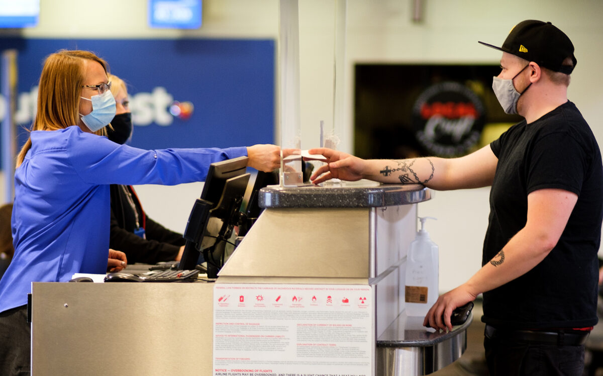 TSA Extends Mask Mandate By 1 Month