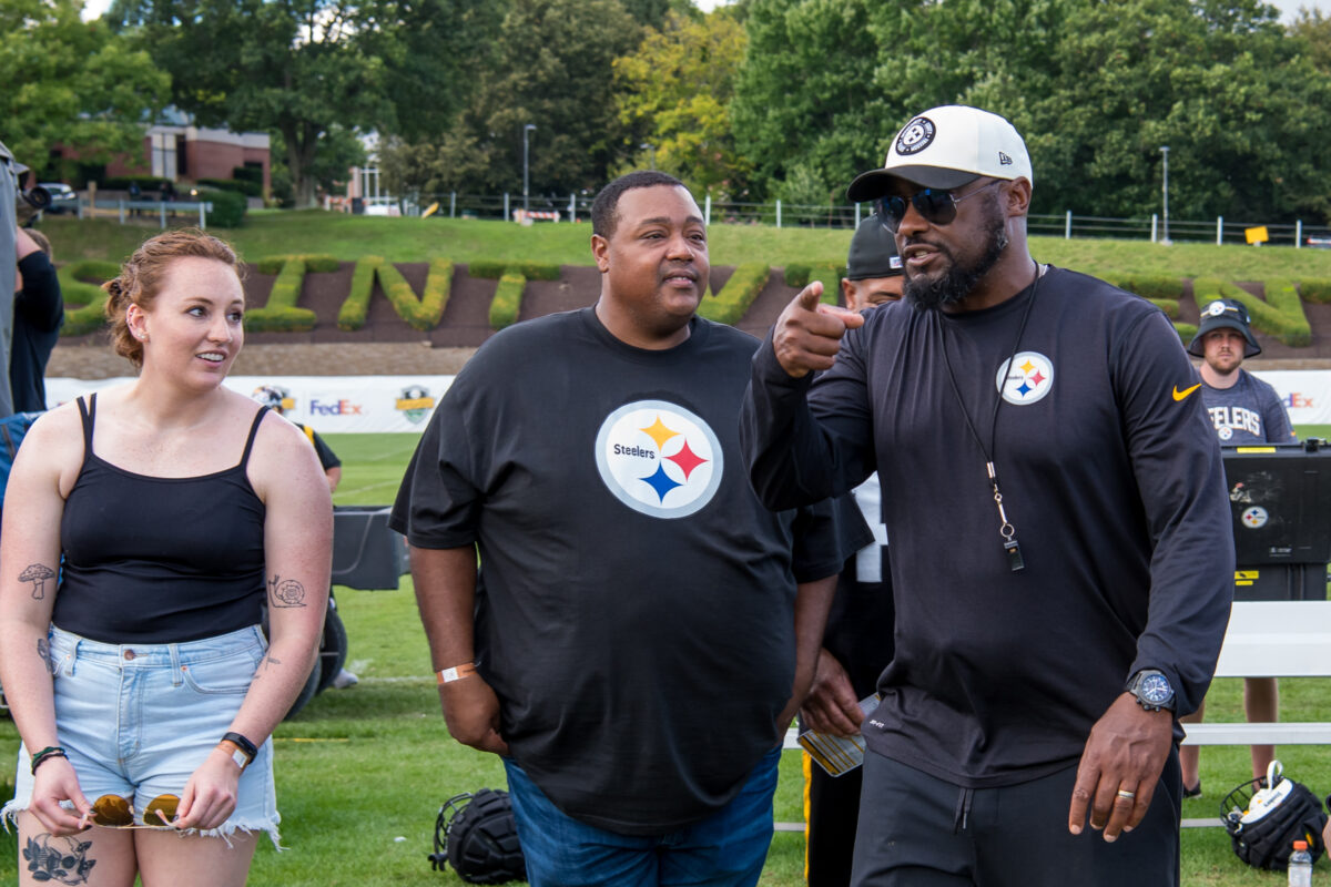 Steelers head coach Mike Tomlin talks training camp competition